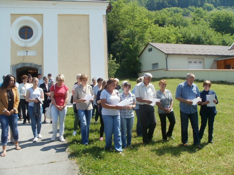 TIJELOVO - misa i procesija u Kompolju i Vratniku