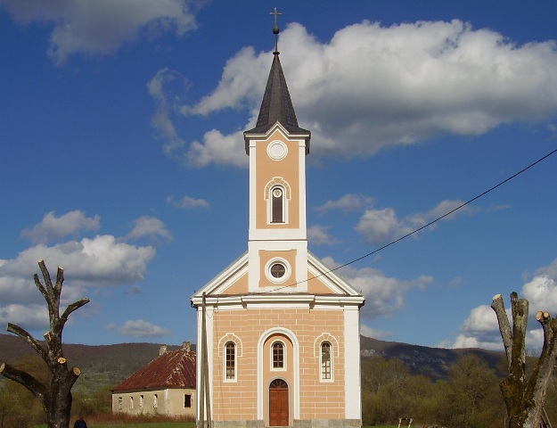 Pohod obiteljima u Brlogu - blagoslovljena "Štacija"