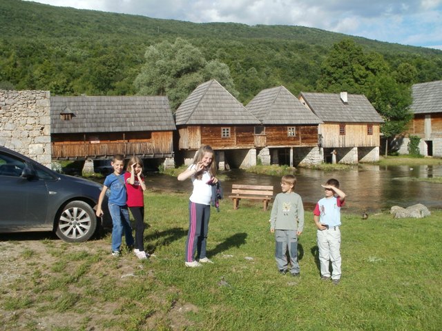 Prvopričesnici na malom izletu