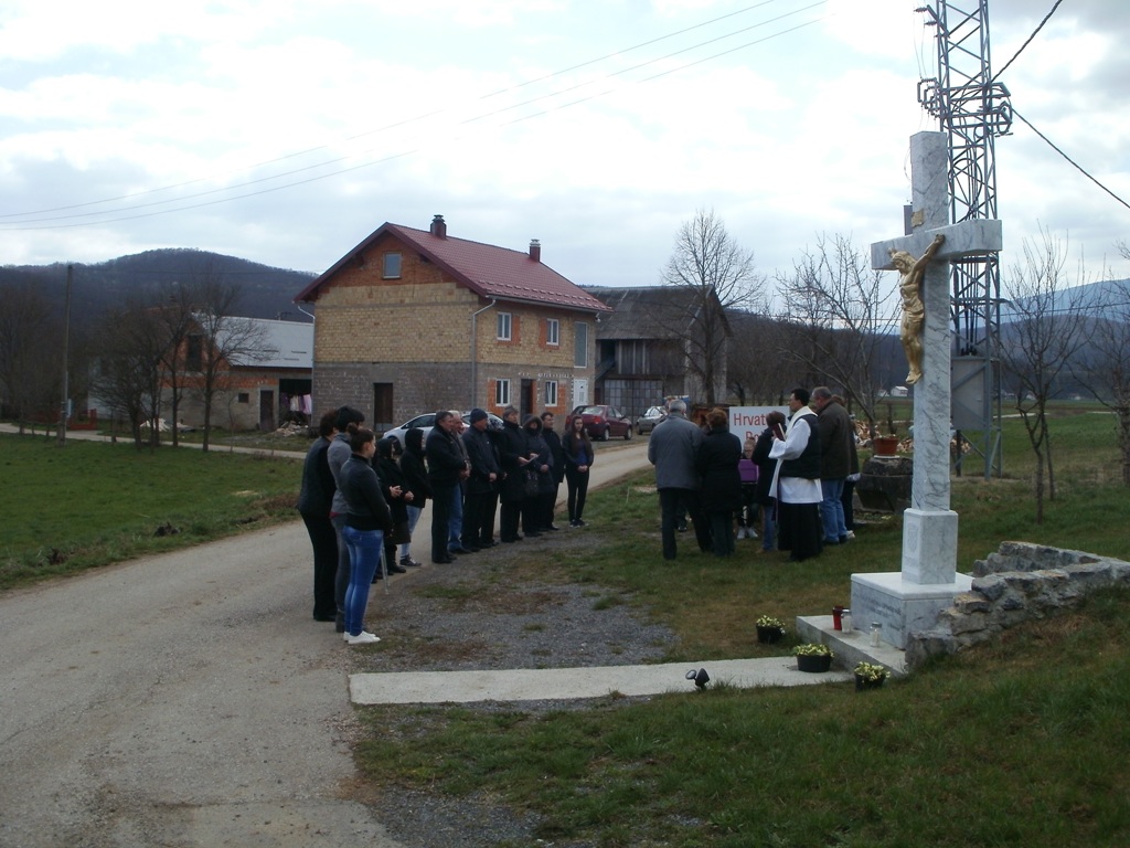 Slavlje blagoslova križa u Hrvatskom Polju