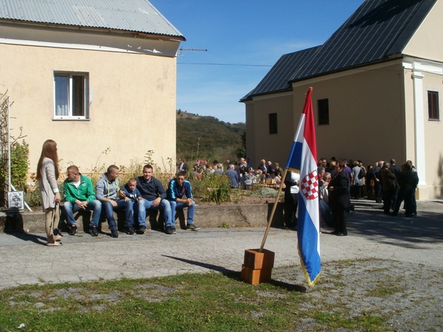 Vedro i sunčano mioljsko slavlje na Vratniku