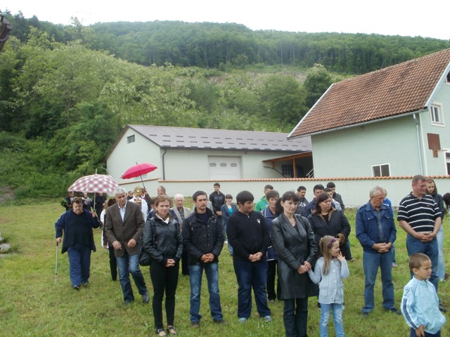 Tijelovska procesija u Kompolju