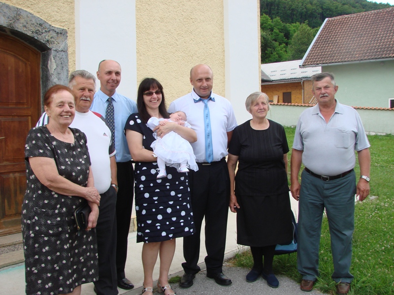 Krštenjem Elizabete obasjane Padelice i cijelo Kompolje