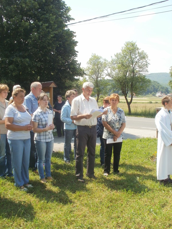 TIJELOVO - misa i procesija u Kompolju i Vratniku