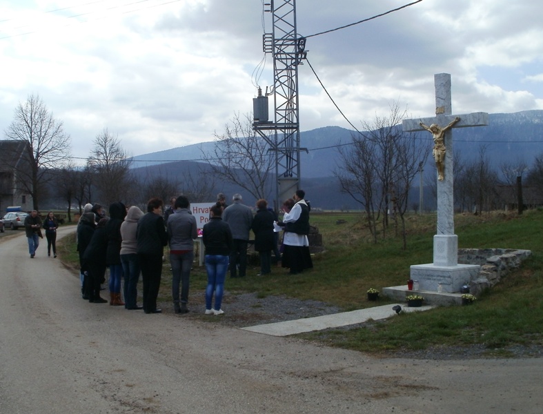 Slavlje blagoslova križa u Hrvatskom Polju