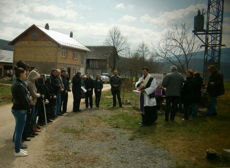 Slavlje blagoslova križa u Hrvatskom Polju