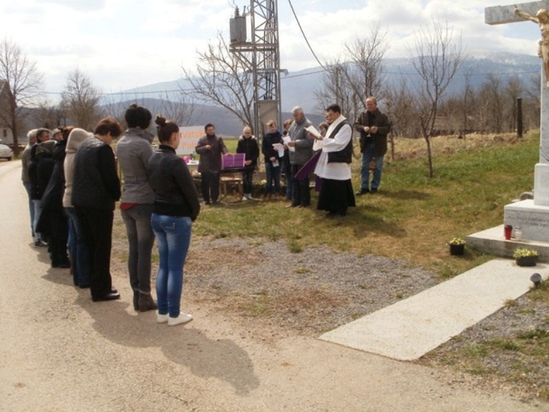 Slavlje blagoslova križa u Hrvatskom Polju