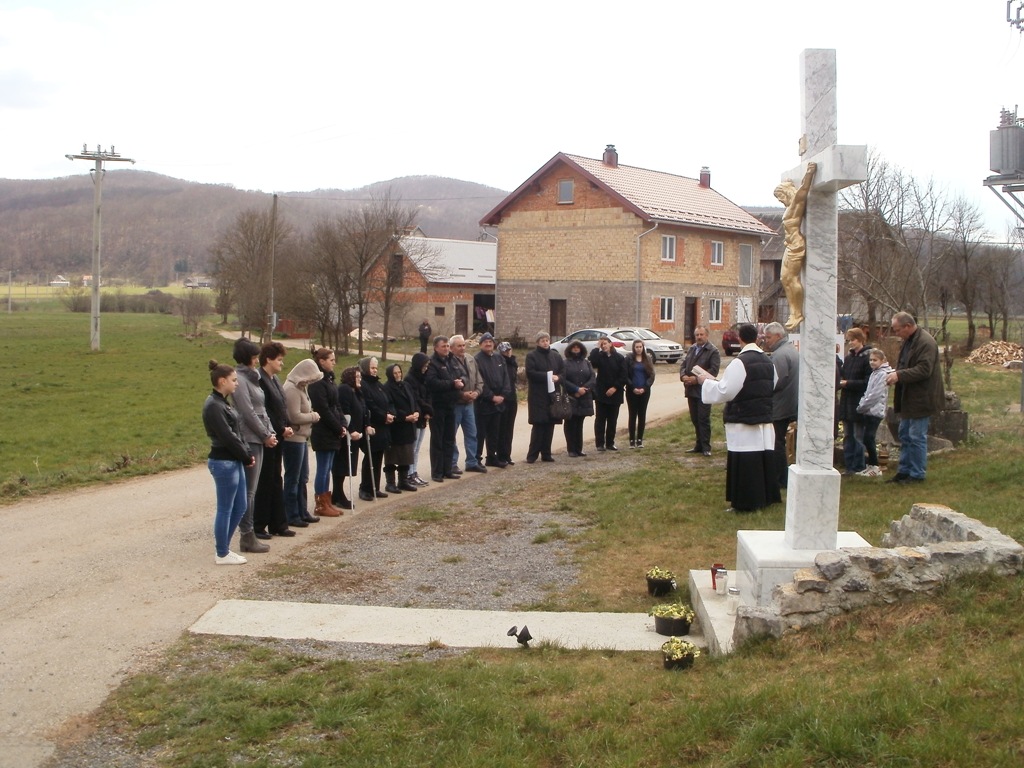 Slavlje blagoslova križa u Hrvatskom Polju