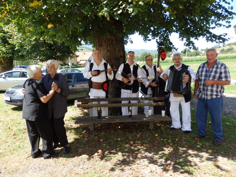 U Kompolju veličanstvena proslava 'Stipanje' u zajedništvu s biskupom