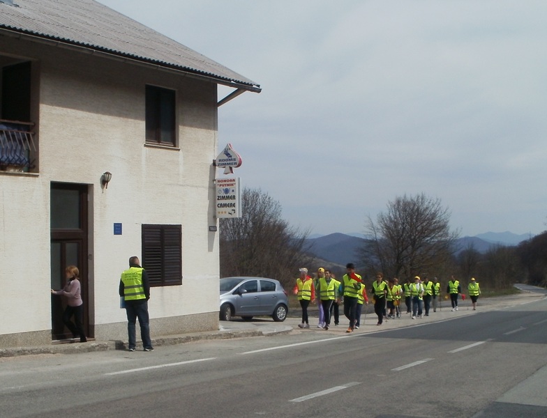 Hodočasnici pješaci krenuli na Trsat