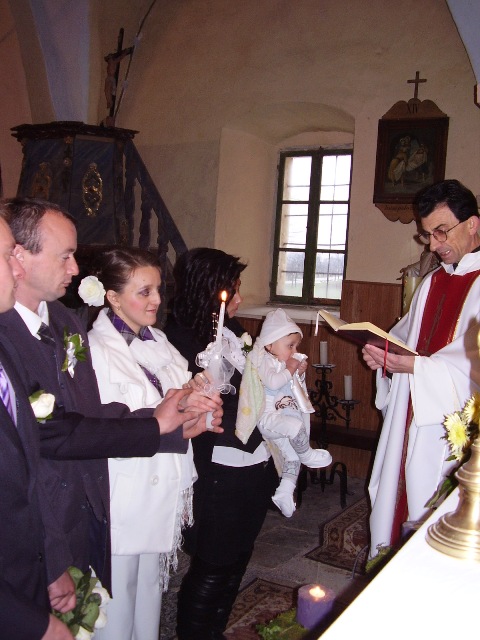 Vjenčanje i krštenje u obitelji Marinić
