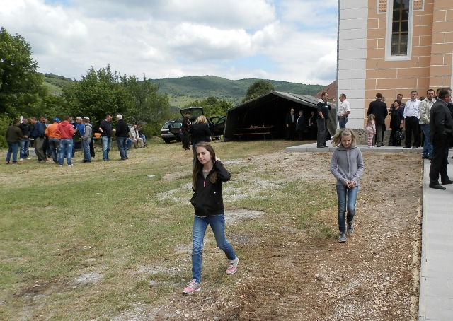 Lijepa naša „Elizabeta“ i krizma(nici) u Brlogu