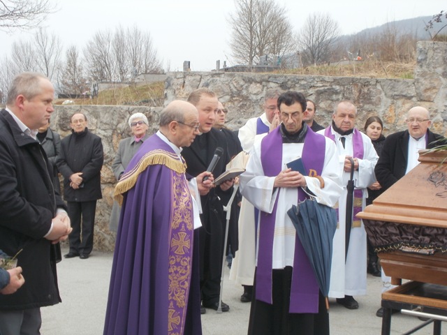 U Kompolju sprovod pok. Marije Šimunović