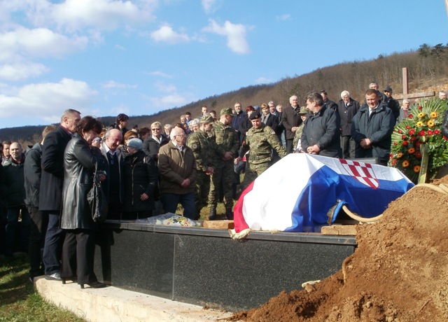 U Kompolju oproštaj od Tomice Rožića