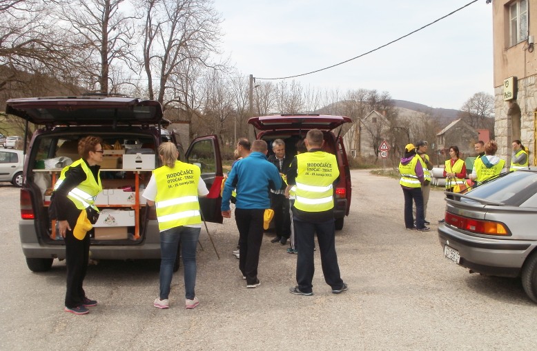 Hodočasnici pješaci krenuli na Trsat