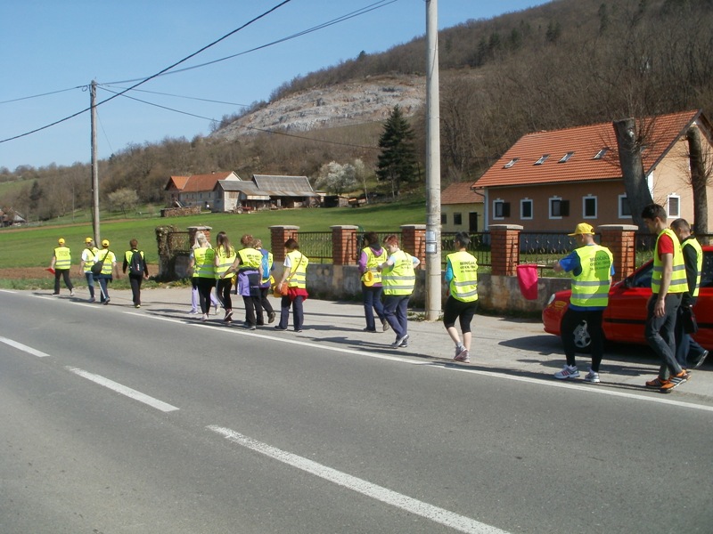 Hodočasnici pješaci krenuli na Trsat