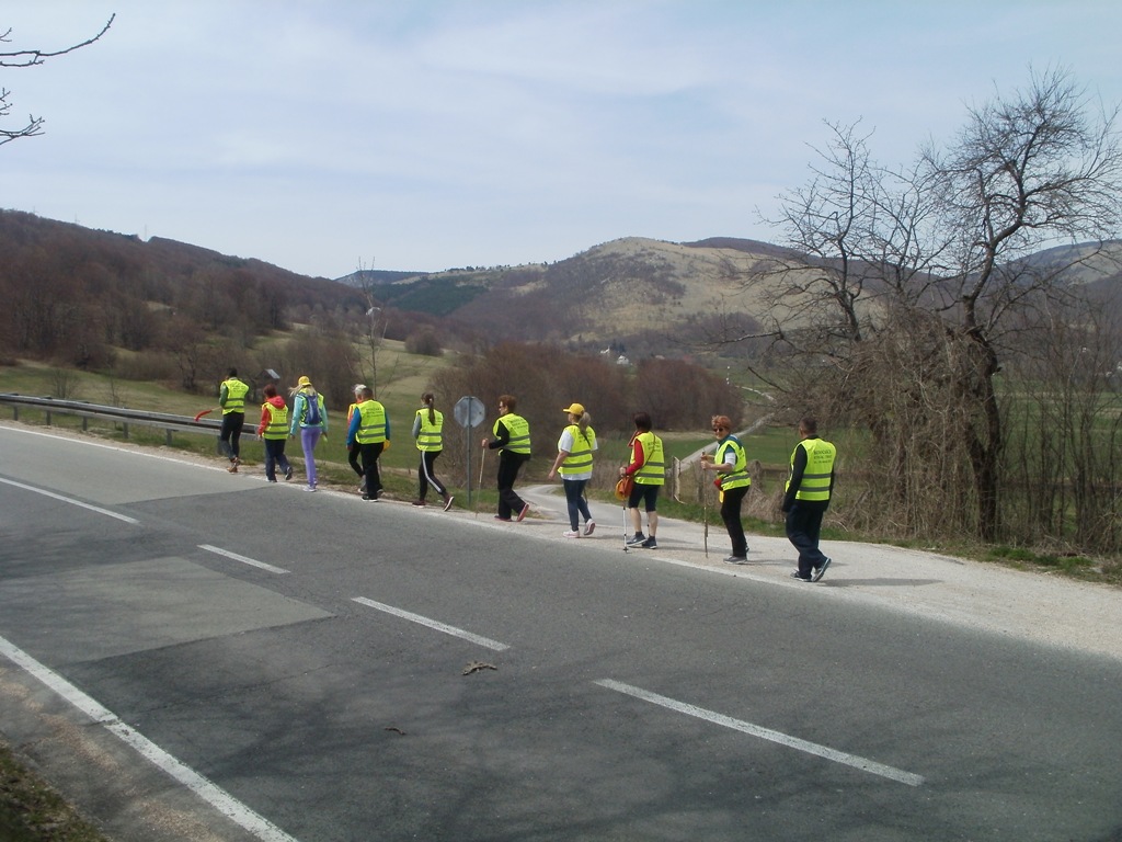 Hodočasnici pješaci krenuli na Trsat