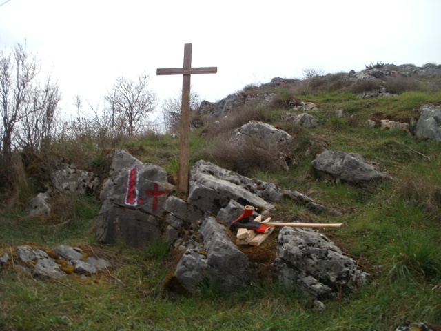 Kako "raste" naša Kalvarija - "niču" postaje...