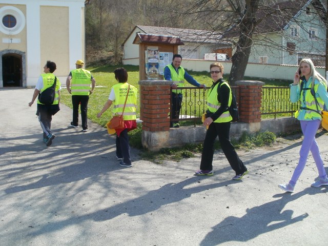 Hodočasnici pješaci krenuli na Trsat