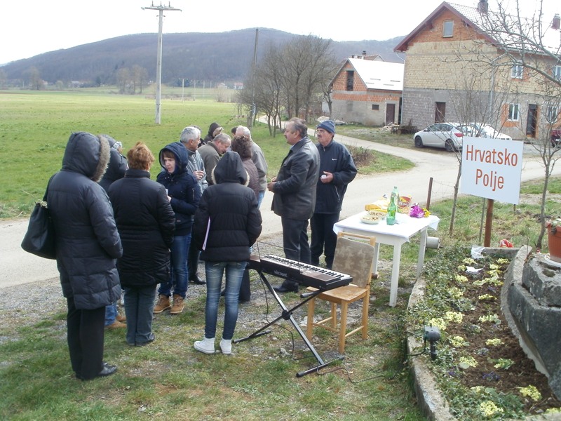 Slavlje blagoslova križa u Hrvatskom Polju