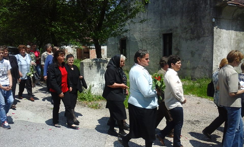 TIJELOVO - misa i procesija u Kompolju i Vratniku